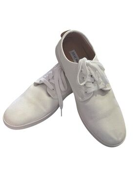 Steve Madden White Low-Top Canvas Sneakers